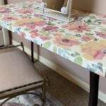 floral top vanity and stool with mirror