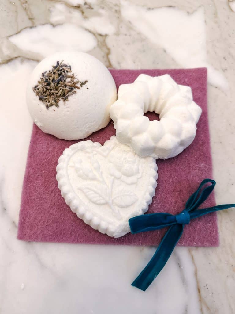 How to Make Easy Homemade Bath Bombs - Step-by-Step Tutorial